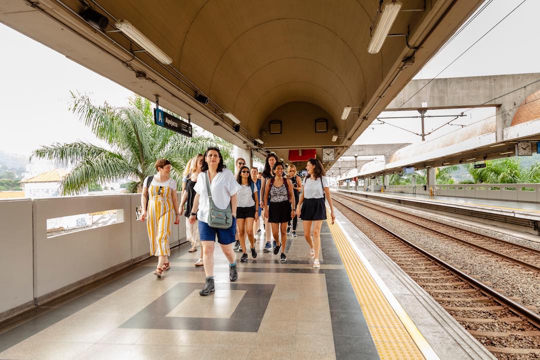 immersive-travel-with-other-way-round immersive travel catching local transport