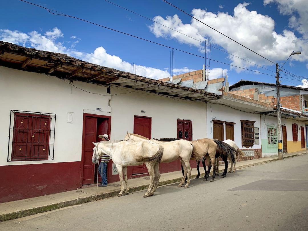 cowboys-jardin-3 Andes mountains in jardin, colombia