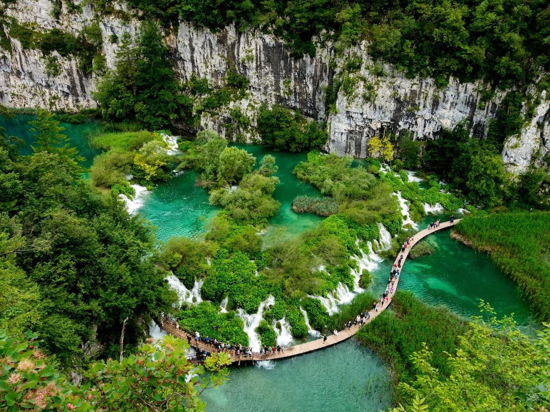 croatia-group-tour-2-1 Solo travellers in their 30s during a group tour of Croatia