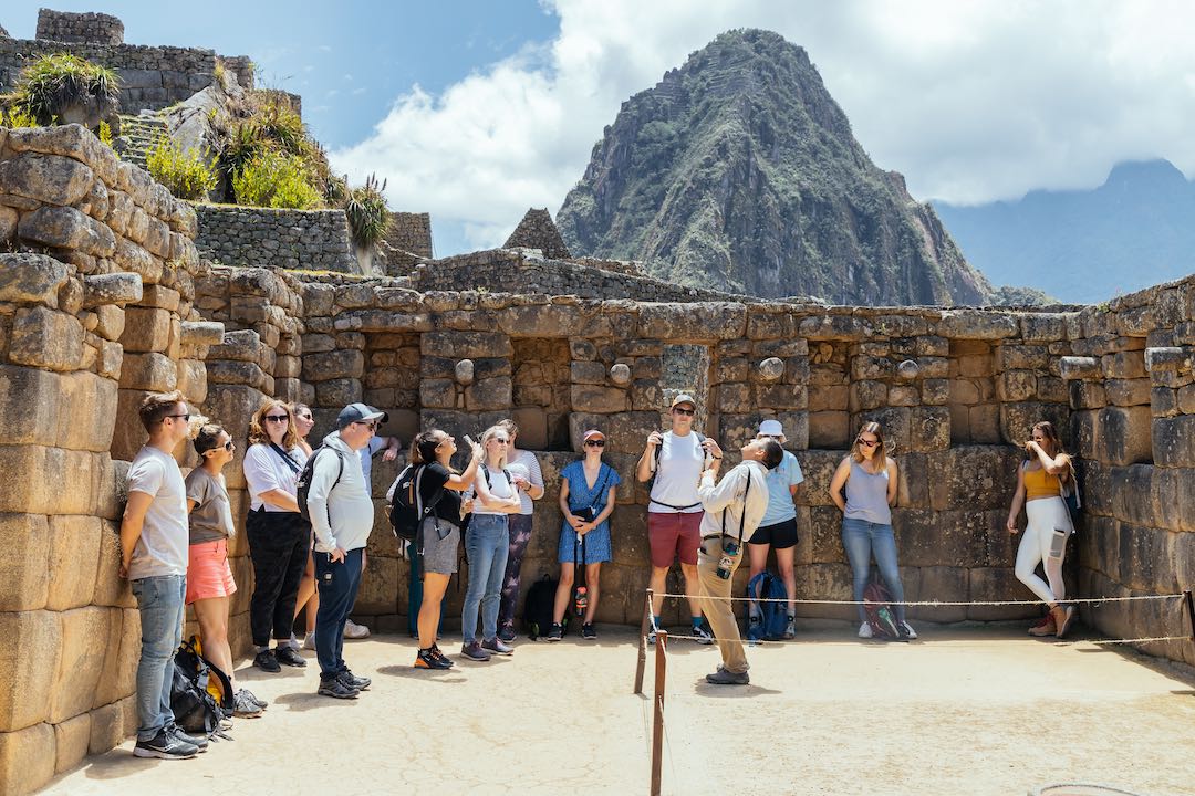 inca-trail-machu-picchu-31 Group tour inside Machu Picchu