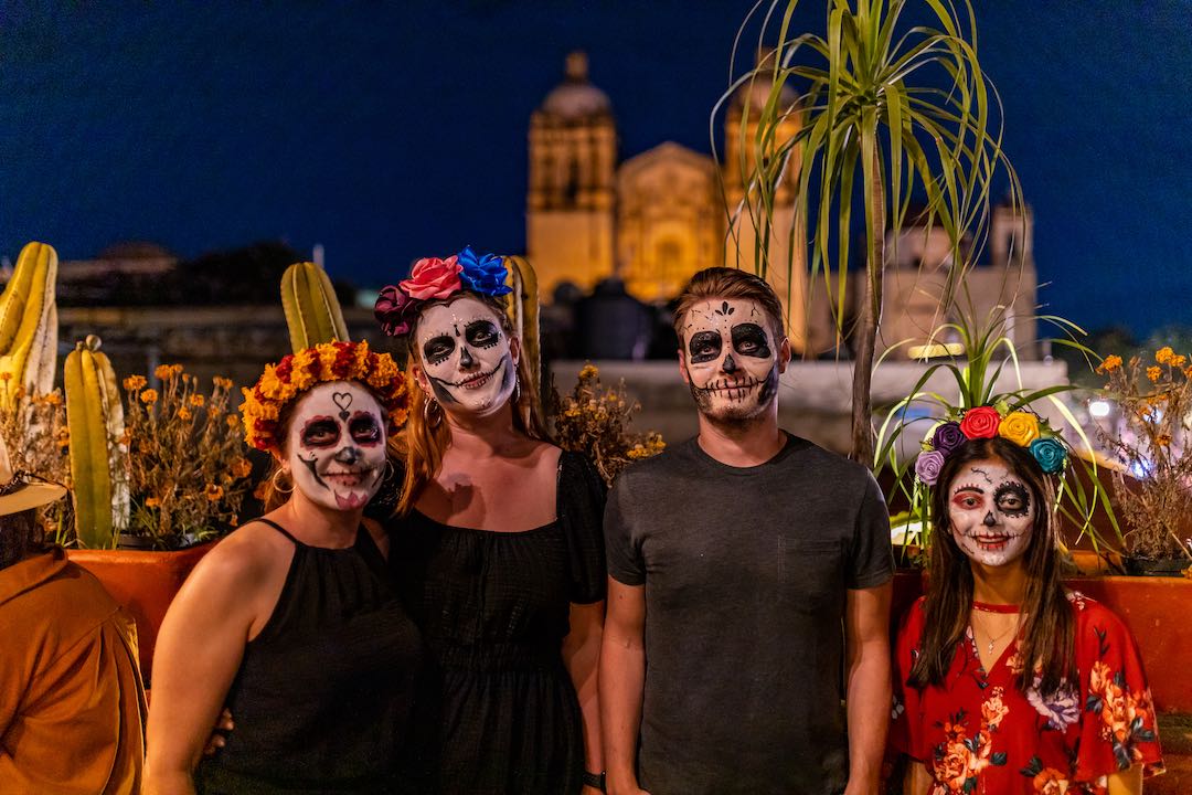 oaxaca-mexico-31 Facepainting for Dia de Los Muertos