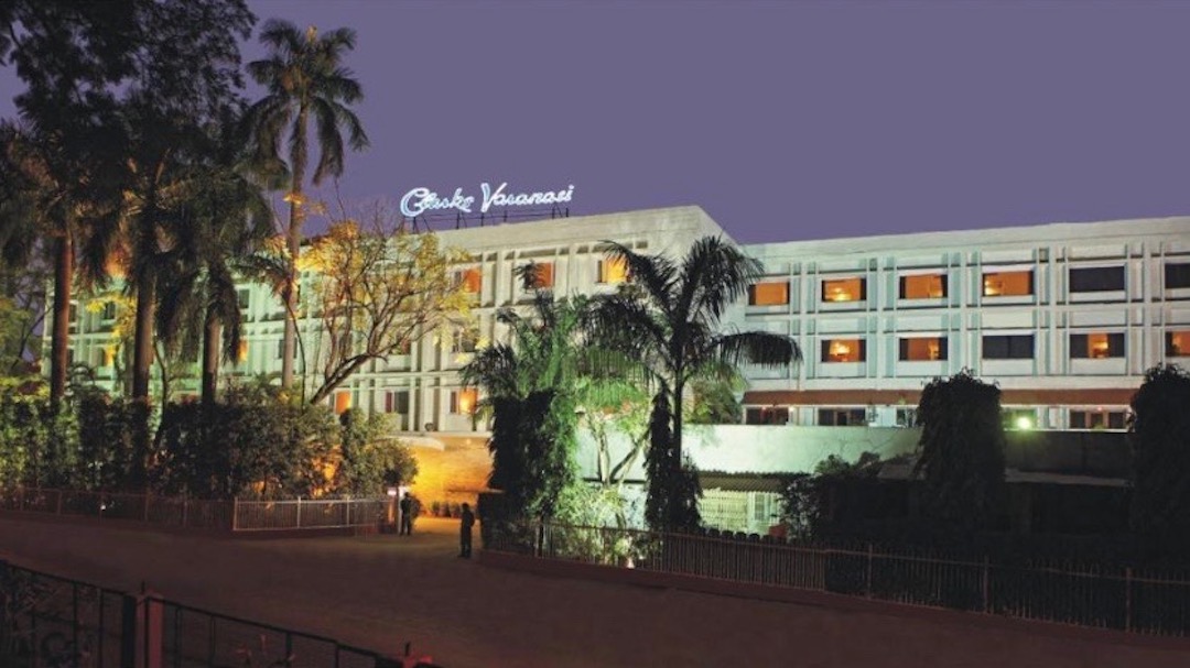 india-tour-hotel-varanasi The Clarks hotel, Varanasi during an India Group Tour