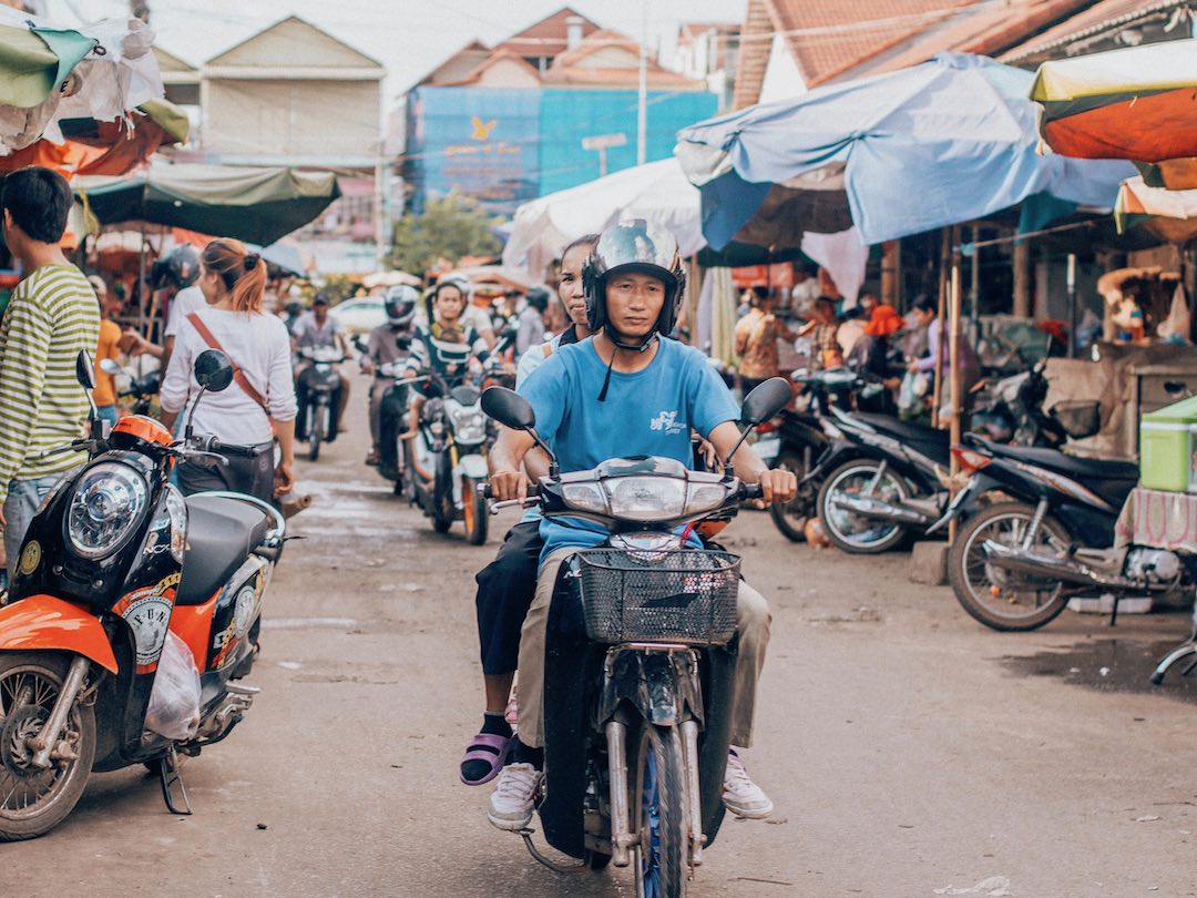 vietnam-cambodia-group-tour-13-1 Streets of Siem Reap during our vietnam and cambodia group tour