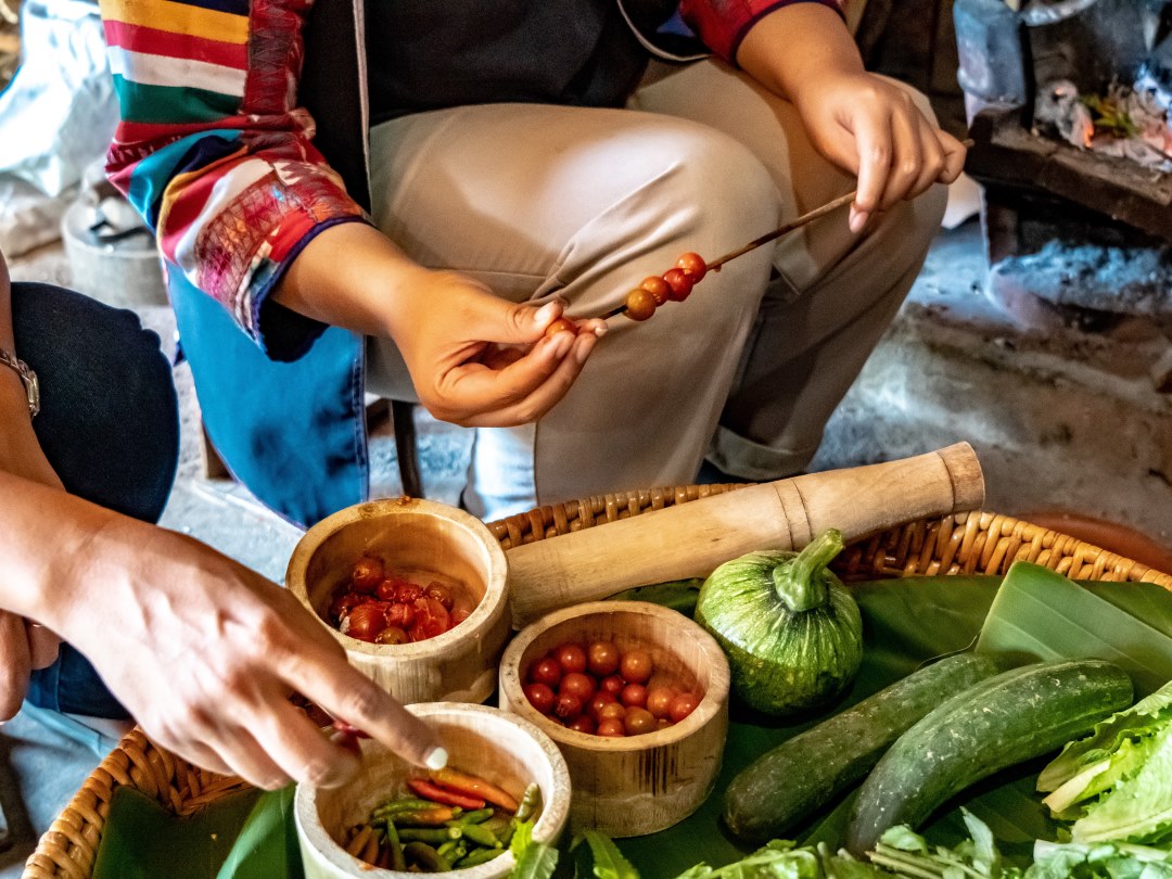 Thai food and cooking class during Thailand group tour