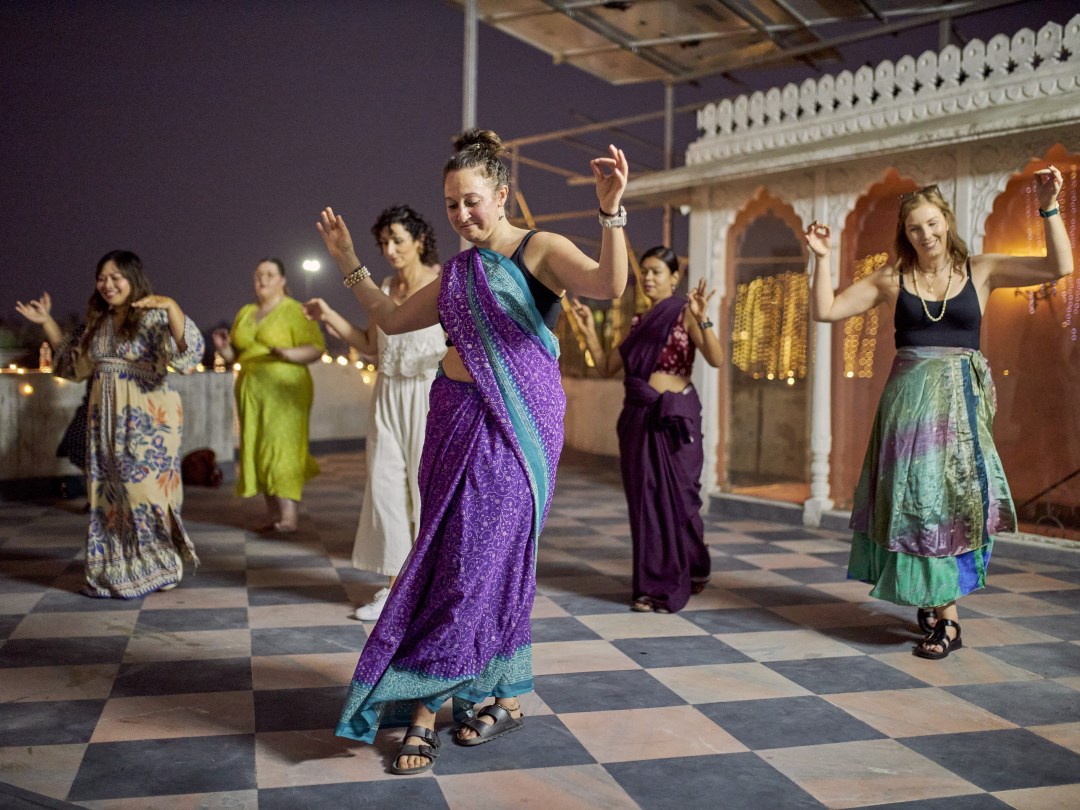 Visiting palaces in Jaipur during an India group tour