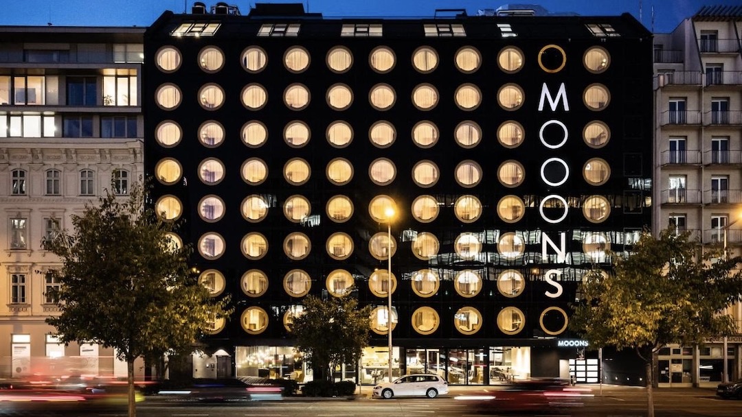 Staying at Mooons Hotel, Vienna