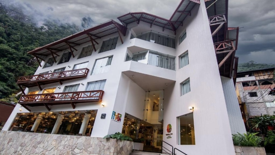 Staying in Tierra Viva Machu Picchu Hotel, Machu Picchu during group tour of Peru